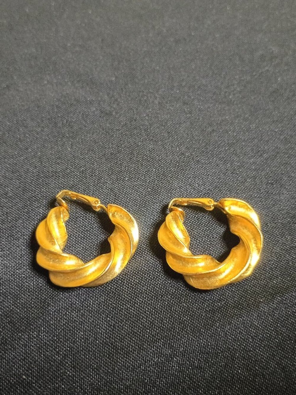 chunky gold tone hoop clip on earings